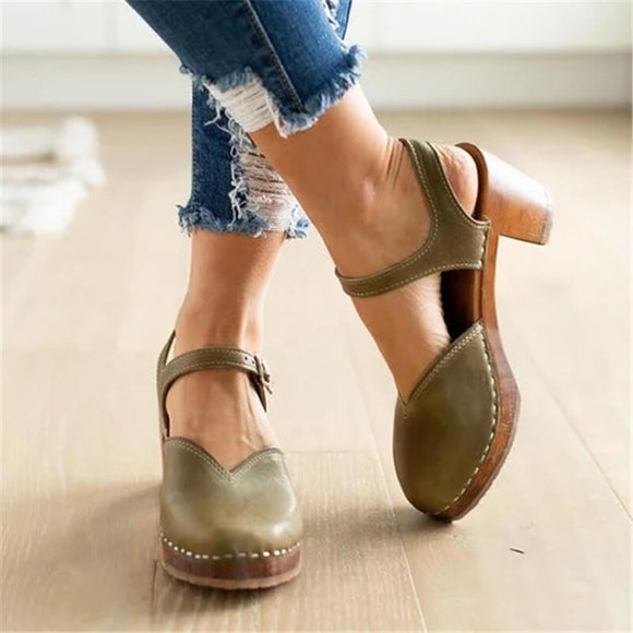 Fashion Retro Round Head With Sandals